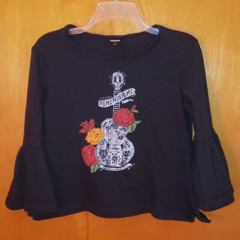 Disney Coco Remember Me bell sleeve top gray small